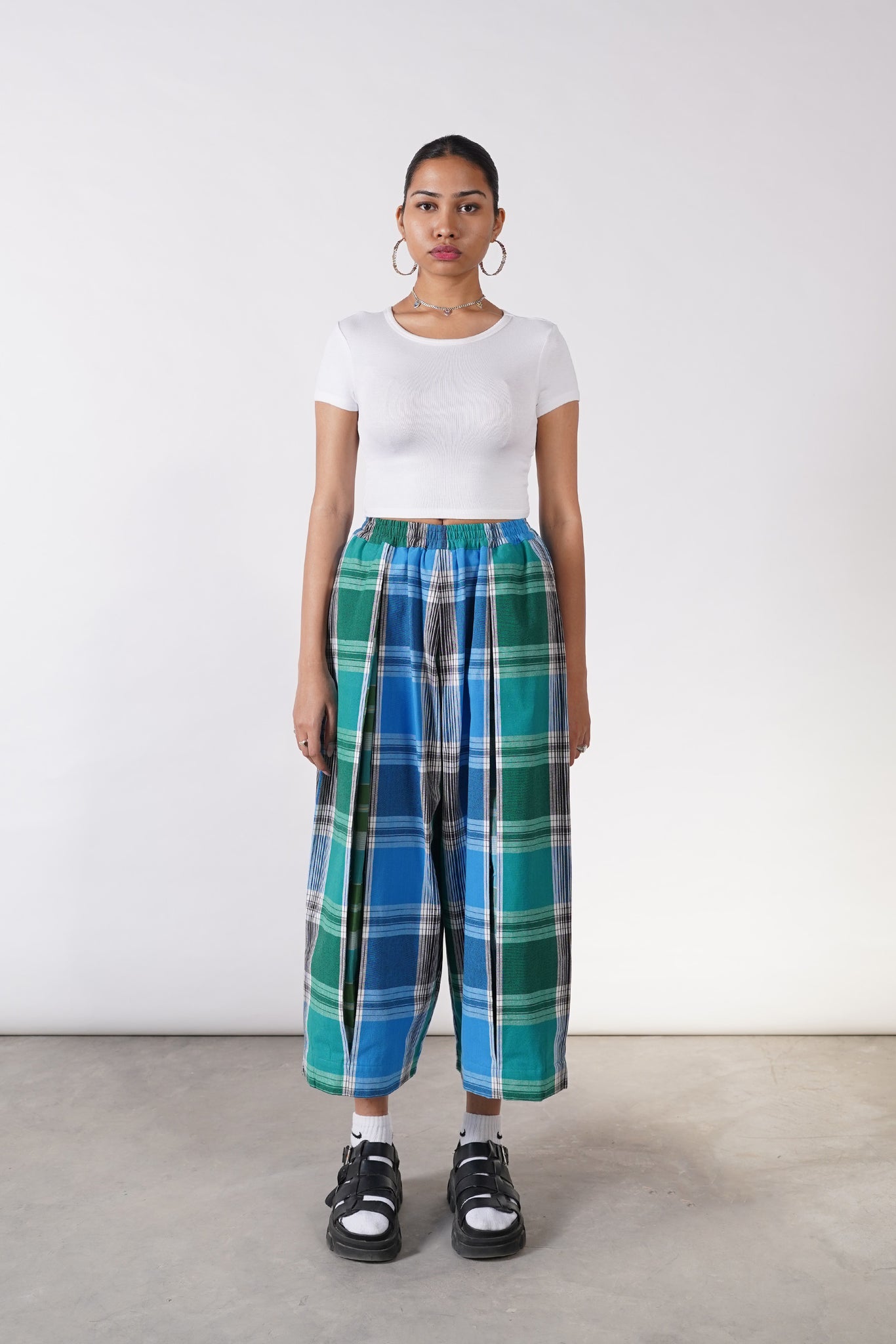 Maldives Pleated Tapered Pants