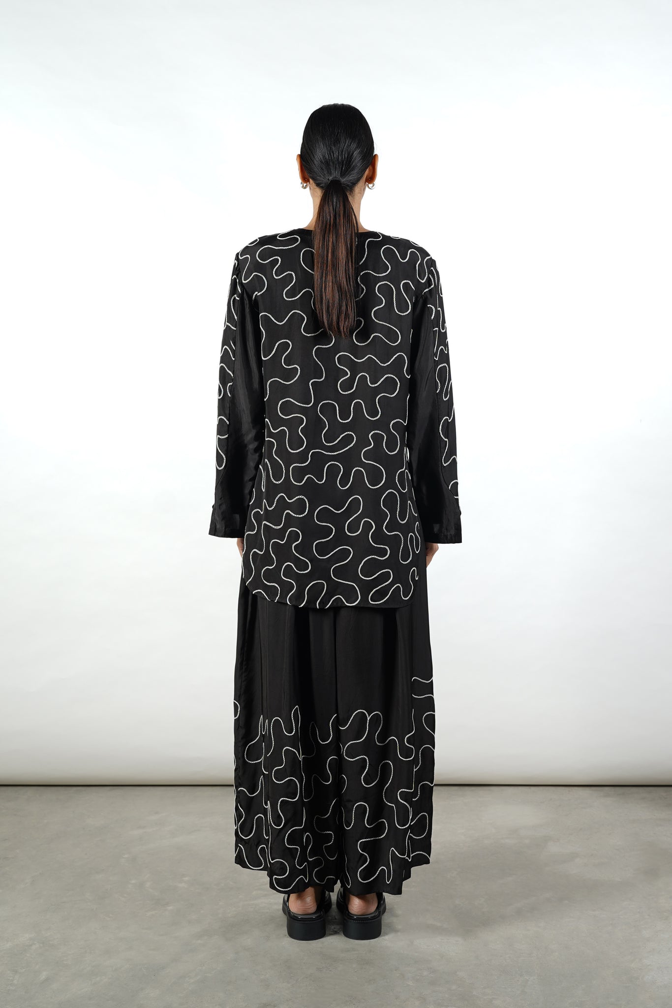 Cord Embroidered Kurta Top + Wide Leg Pants [Black] [Taffeta] - L