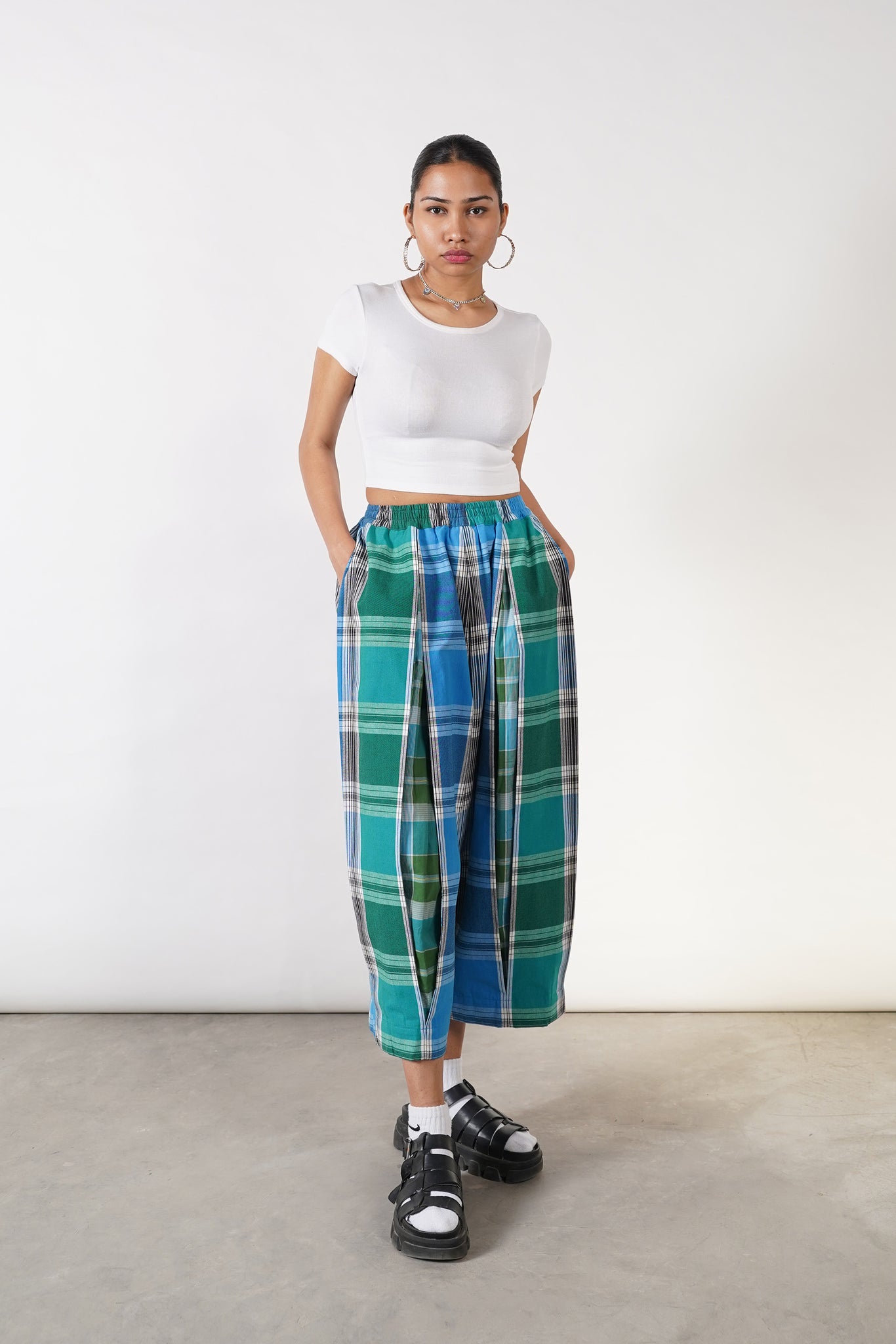 Maldives Pleated Tapered Pants