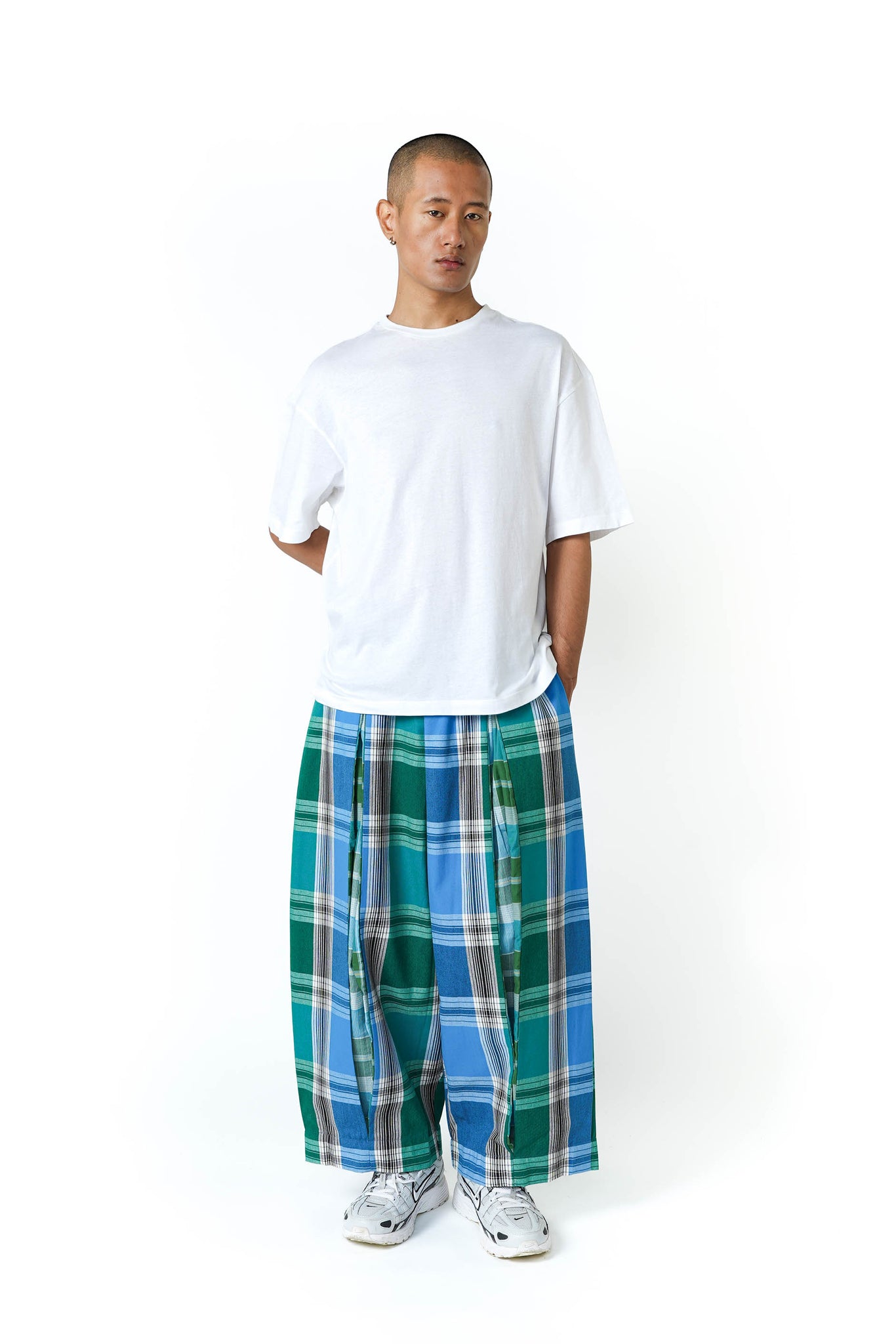 Maldives Pleated Tapered Pants
