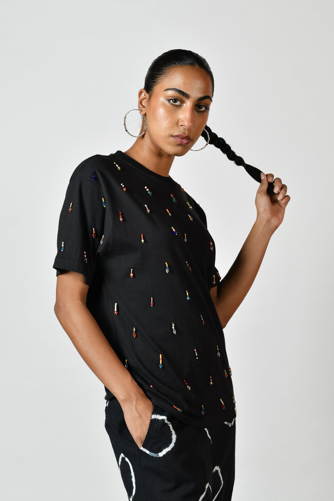 One Bead at a Time Tee [Black]
