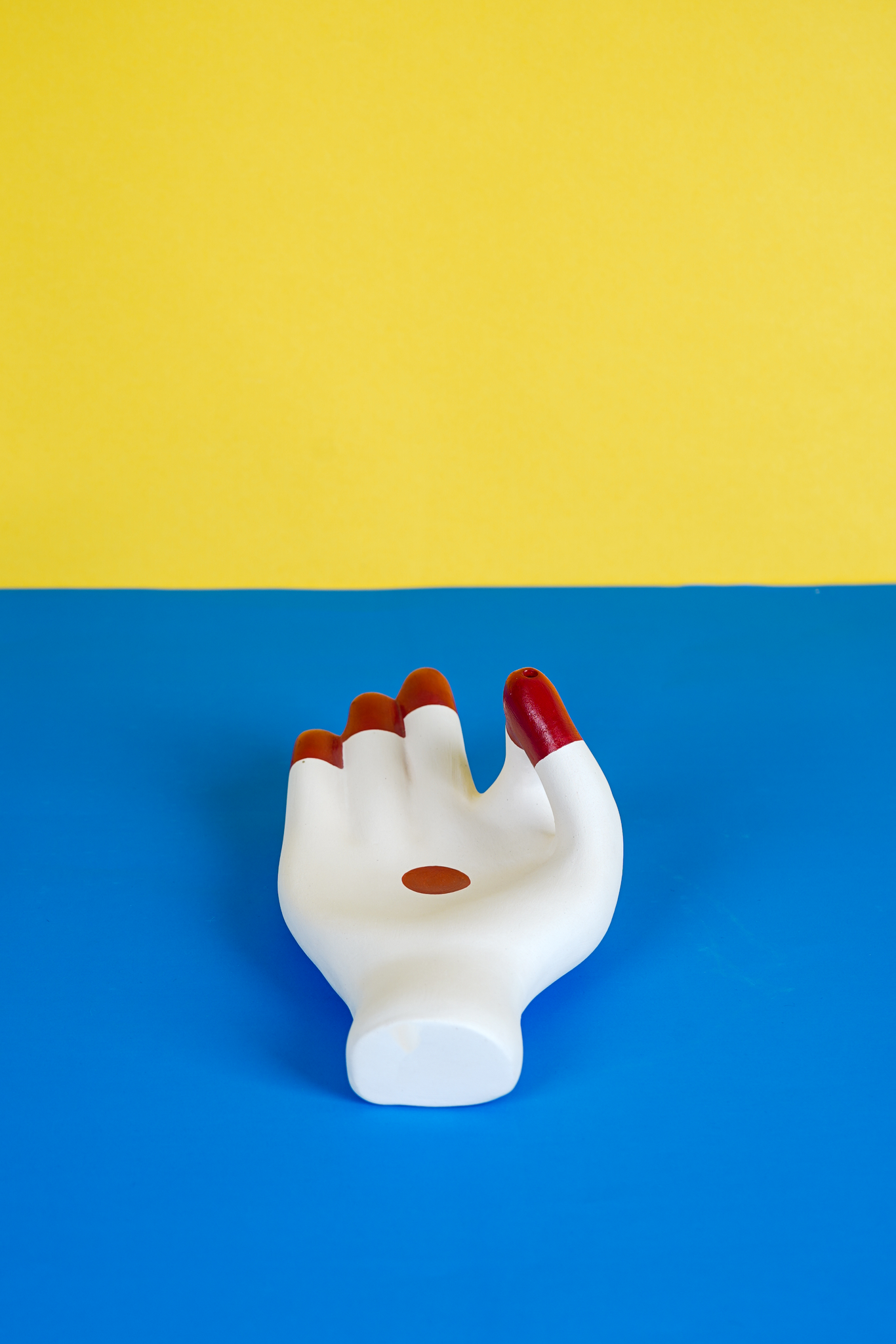 Alta Incense Holder with Claymen [White & Red]