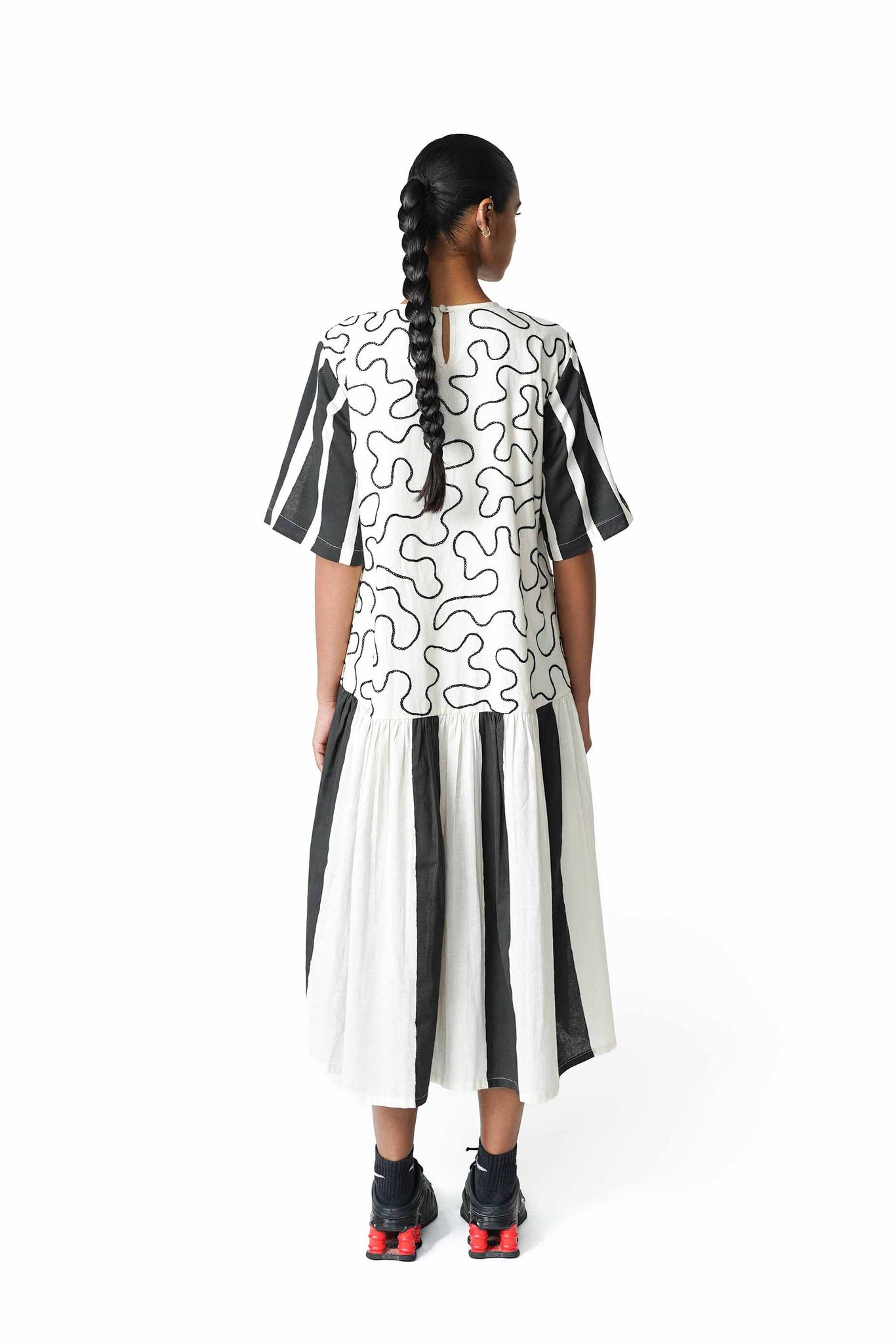 Cord Parade Dress 2.0 SS M / Black & White / Embroidery